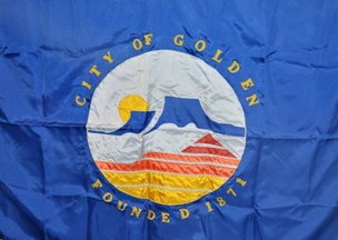 [previous flag of Golden, Colorado]