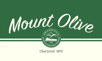 [flag of Mount Olive, North Carolina]