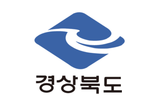 [North Gyeongsang Province flag]