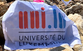 [Flag of University of Luxemburg]