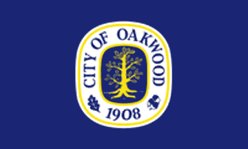 [Flag of Oakwood, Ohio]