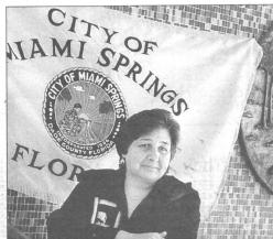 [Flag of Miami Springs, Florida]